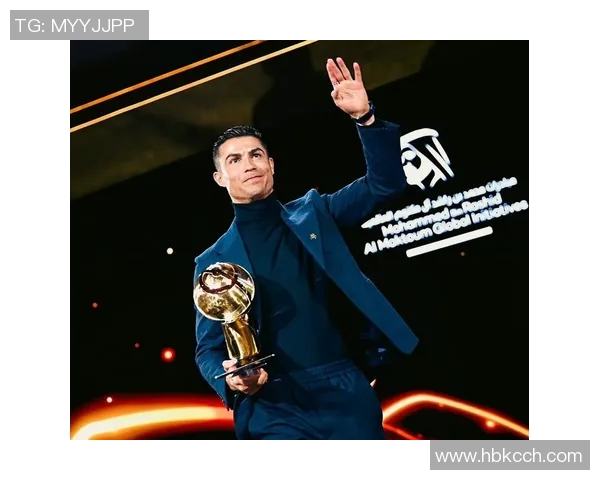 足球明星华丽西装现身红毯展现风采与魅力引领时尚潮流